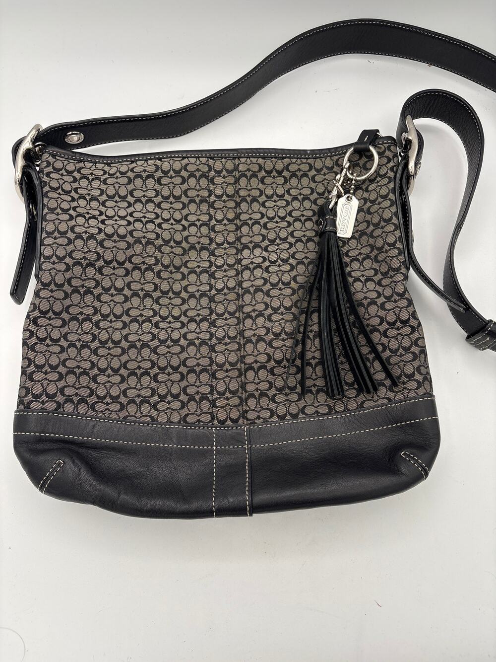 Women’s Vintage Coach Gray & Black Patterned Crossbody Purse
